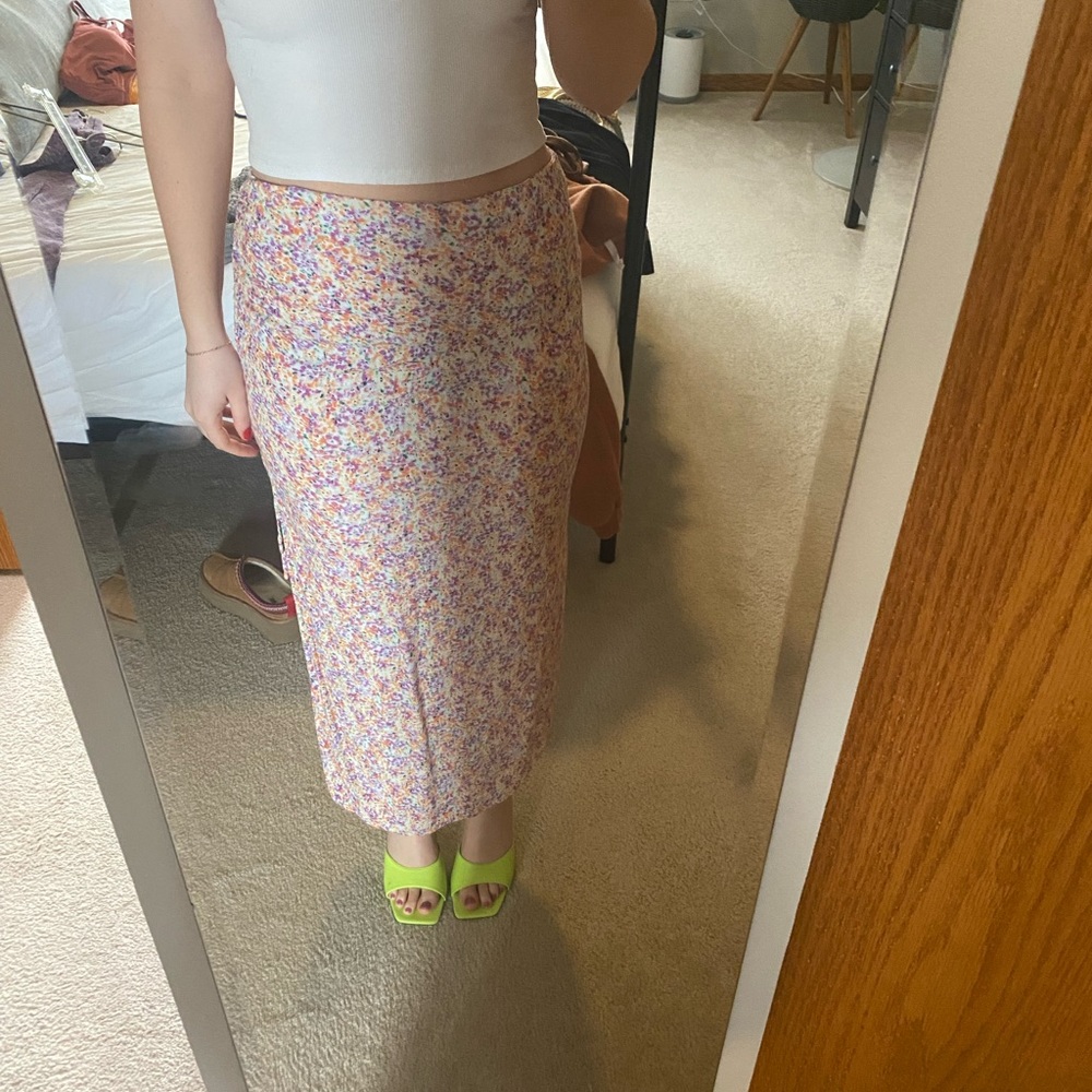 Floral midi/maxi skirt size M